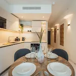 Official Mercury With Rooftop Pool Access דירה Saint Julian's
