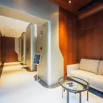 Official Mercury With Rooftop Pool Access *