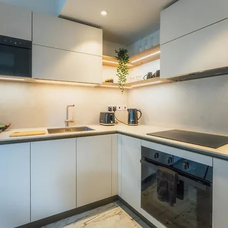 Official Mercury With Rooftop Pool Access Apartment San Ġiljan