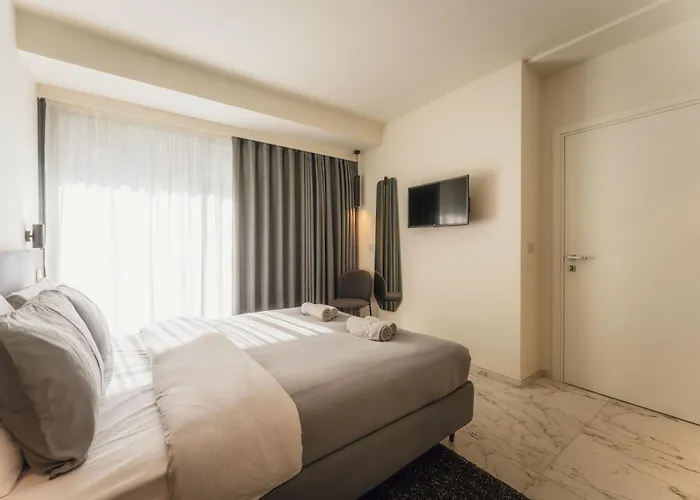 Official Mercury With Rooftop Pool Access * Saint Julian's